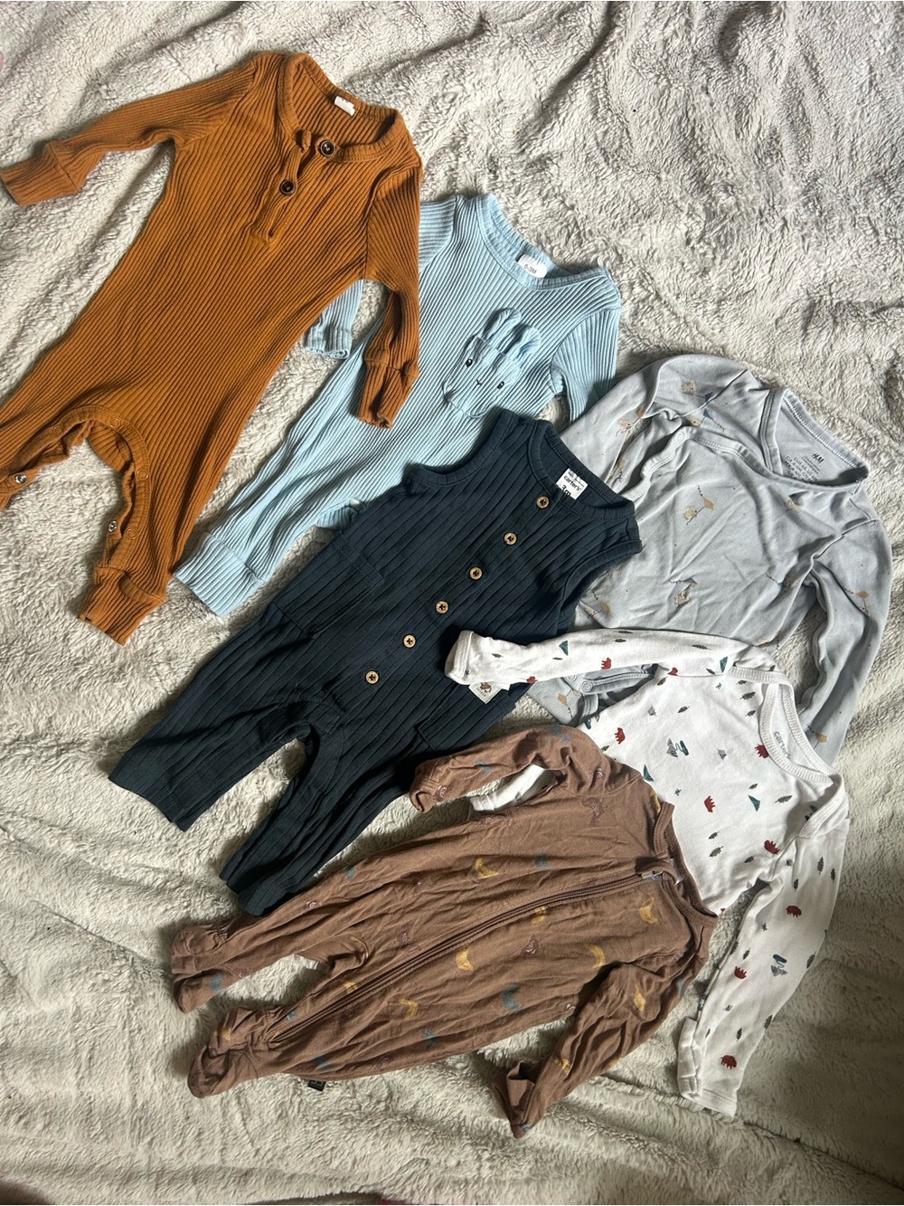 Neutral baby bundle